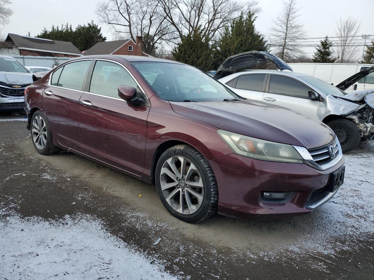 2015 Honda Accord VIN 1HGCR2F51FA016309 Copart auction photo, rear end / minor dent/scratches damage thumbnail 4