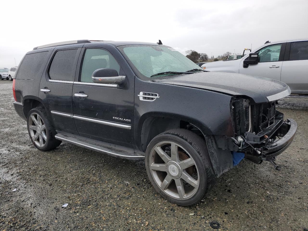 2011 Cadillac Escalade VIN 1GYS3AEFXBR160754 Copart auction photo, front end damage thumbnail 4