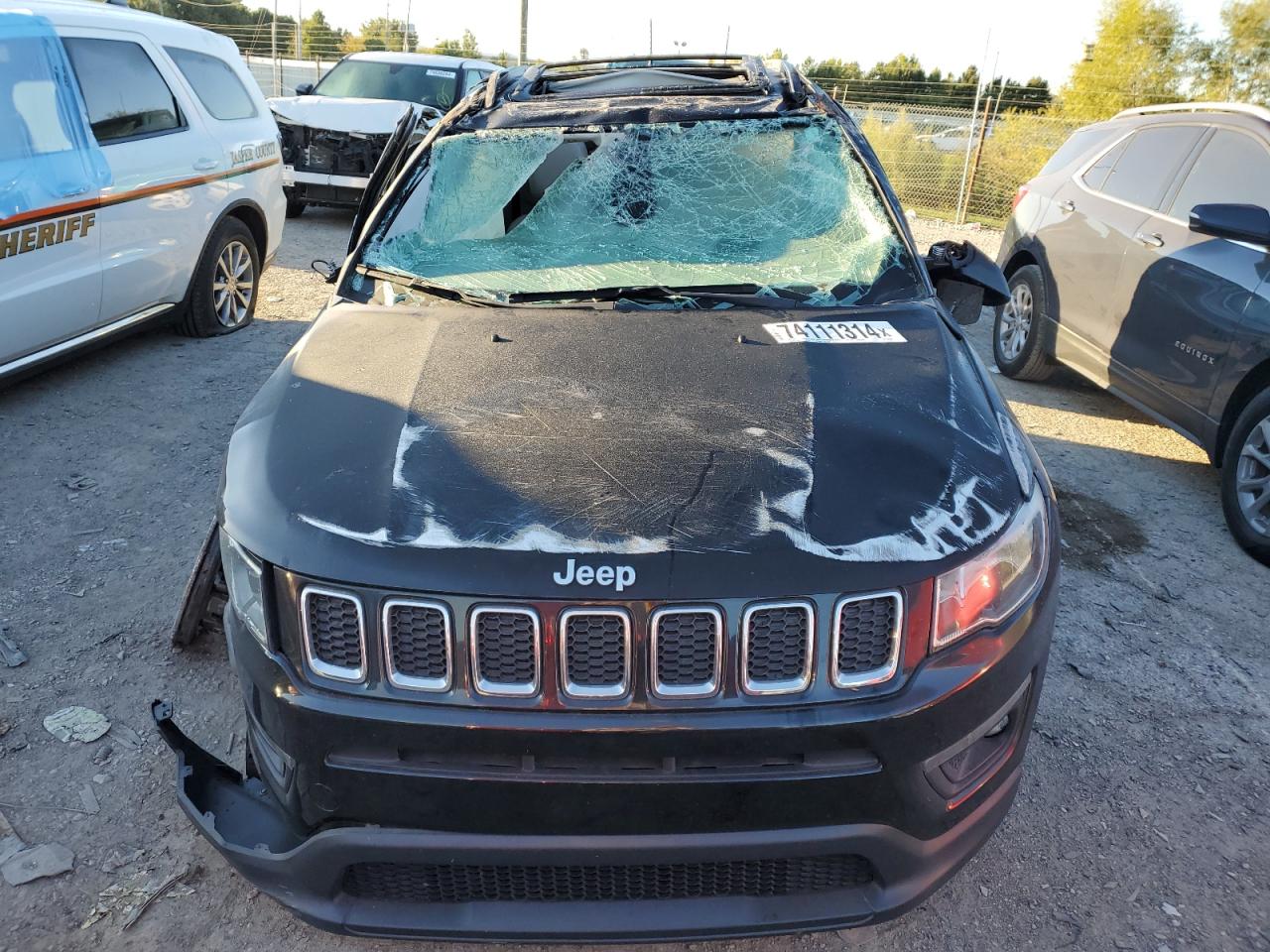 2019 Jeep Compass VIN 3C4NJCBB4KT685886 Copart auction photo, front end / side damage thumbnail 5