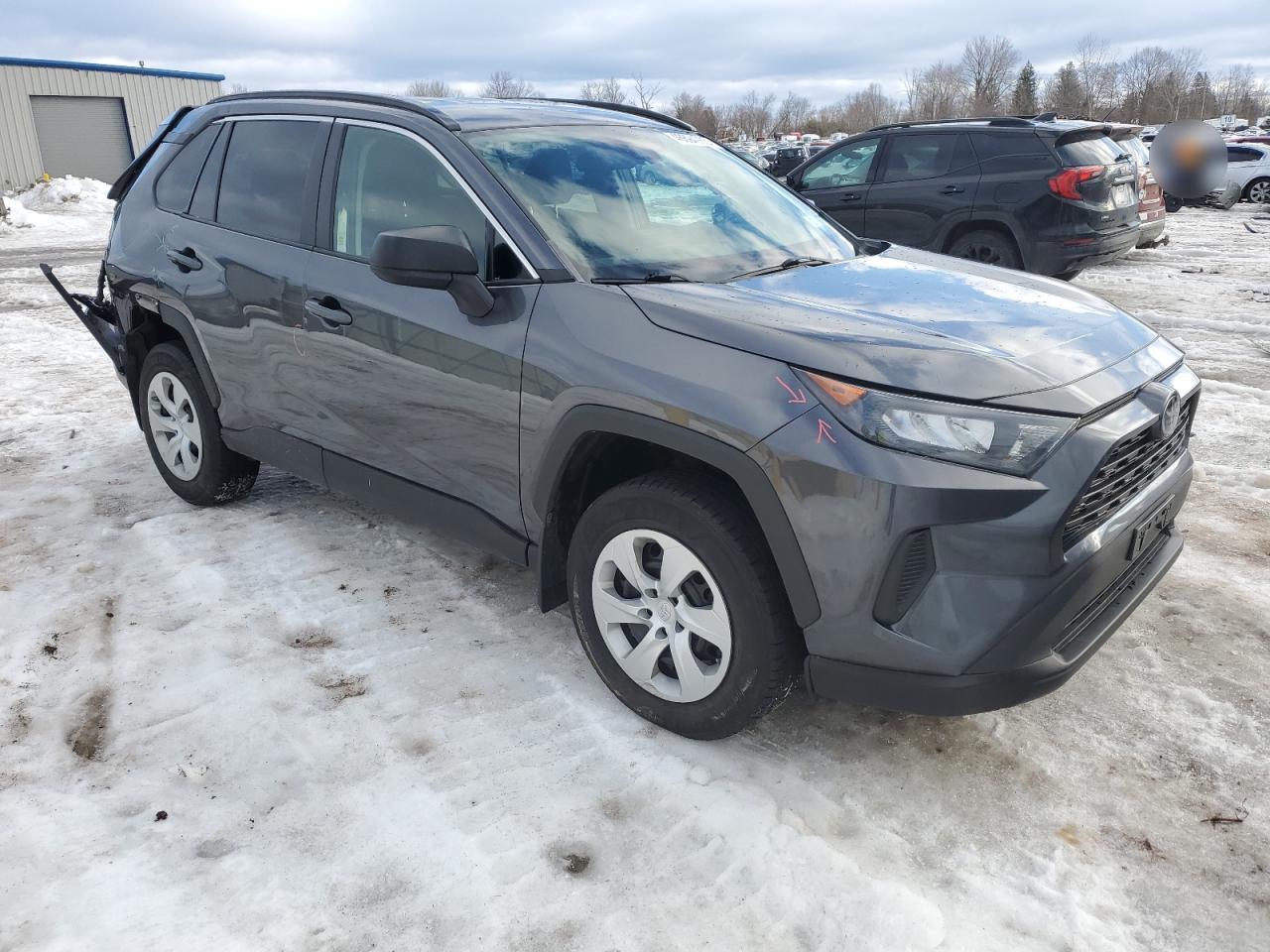 2019 Toyota RAV 4 VIN 2T3F1RFV5KC049032 Copart auction photo, rear end / minor dent/scratches damage thumbnail 4