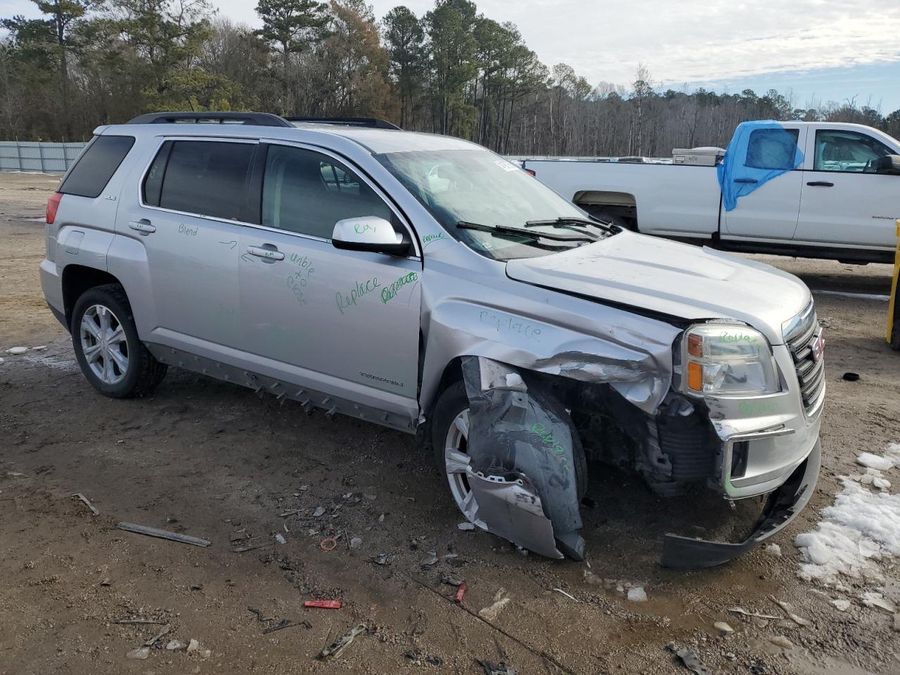 2017 GMC Terrain VIN 2GKALNEK9H6345831 Copart auction photo, front end damage thumbnail 4