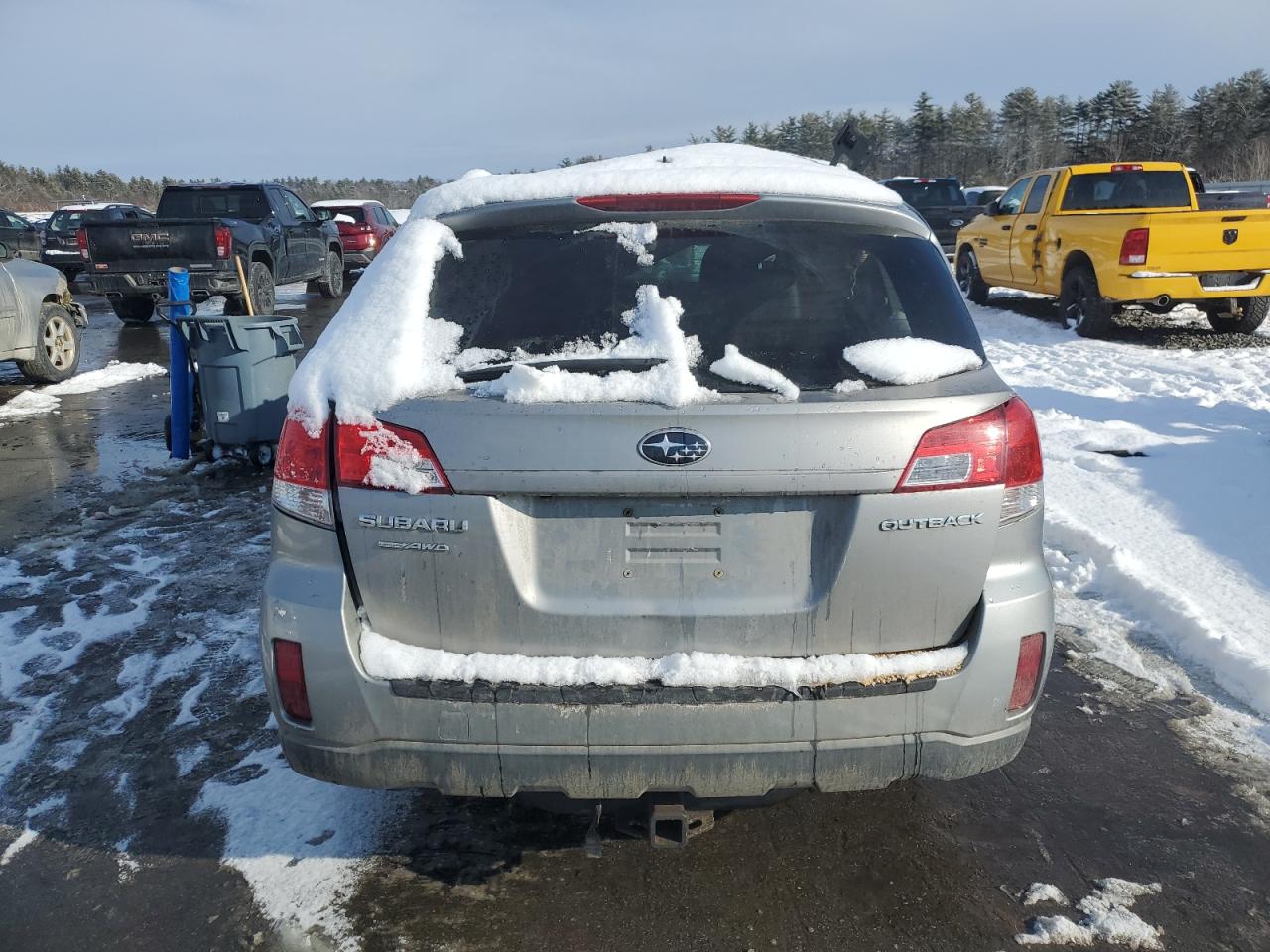 2011 Subaru Outback VIN 4S4BRCKC6B3392681 Copart auction photo, all over damage thumbnail 6