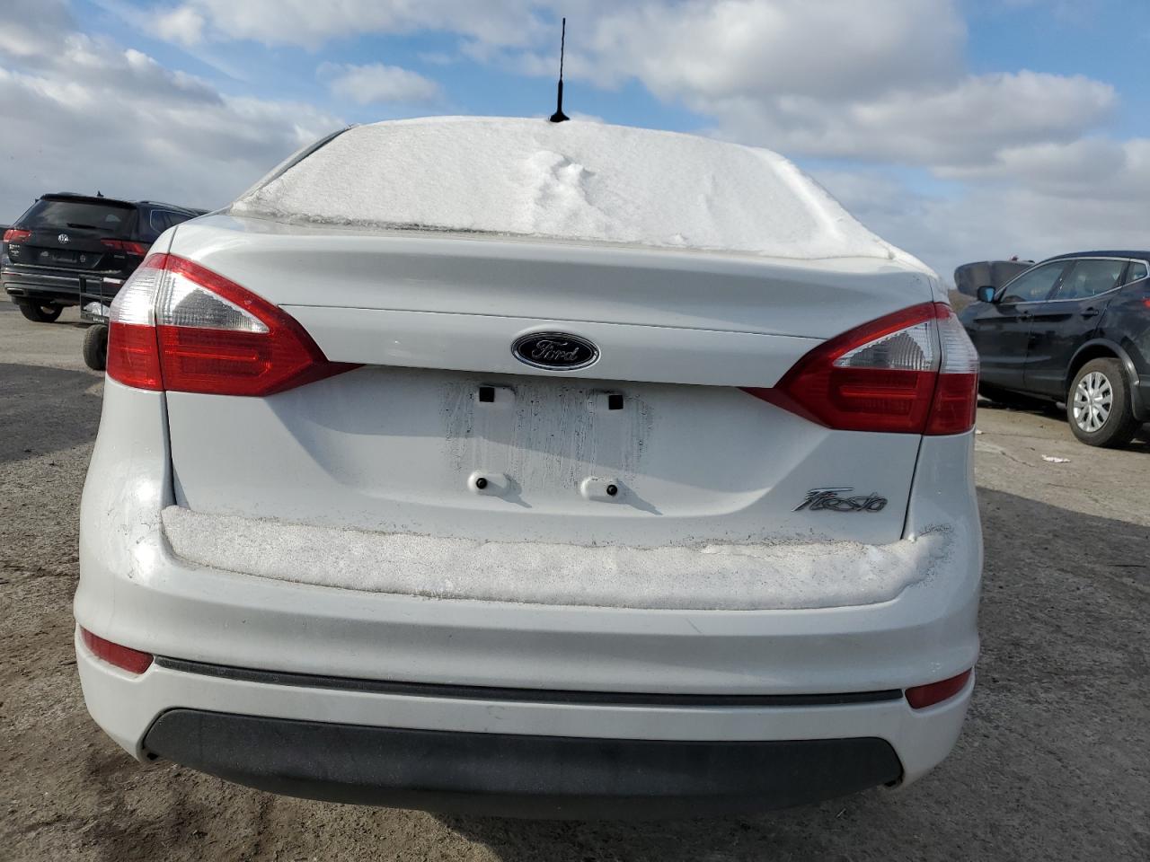 2016 Ford Fiesta VIN 3FADP4AJ8GM142010 Copart auction photo, front end damage thumbnail 6