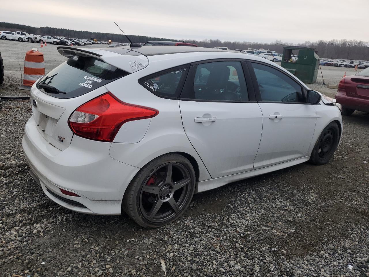 2014 Ford Focus VIN 1FADP3L9XEL329731 Copart auction photo, front end damage thumbnail 3