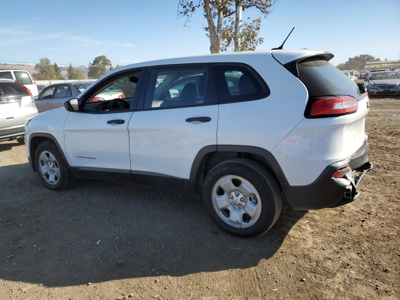 2016 Jeep Grand Cherokee VIN 1C4PJLAB5GW137147 Copart auction photo, rear end damage thumbnail 2