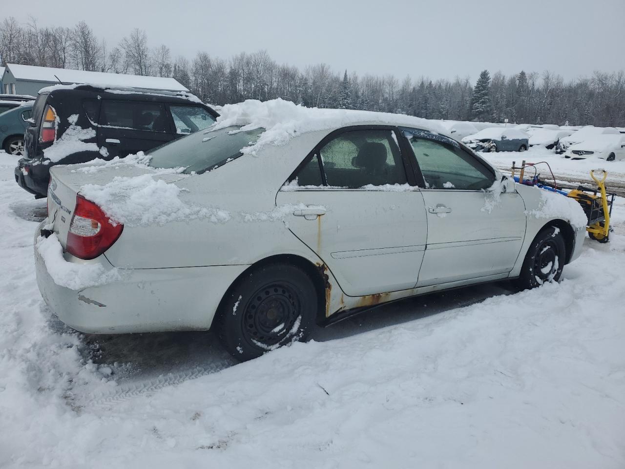 2003 Toyota Camry VIN JTDBE32K630163153 Copart auction photo, front end / minor dent/scratches damage thumbnail 3