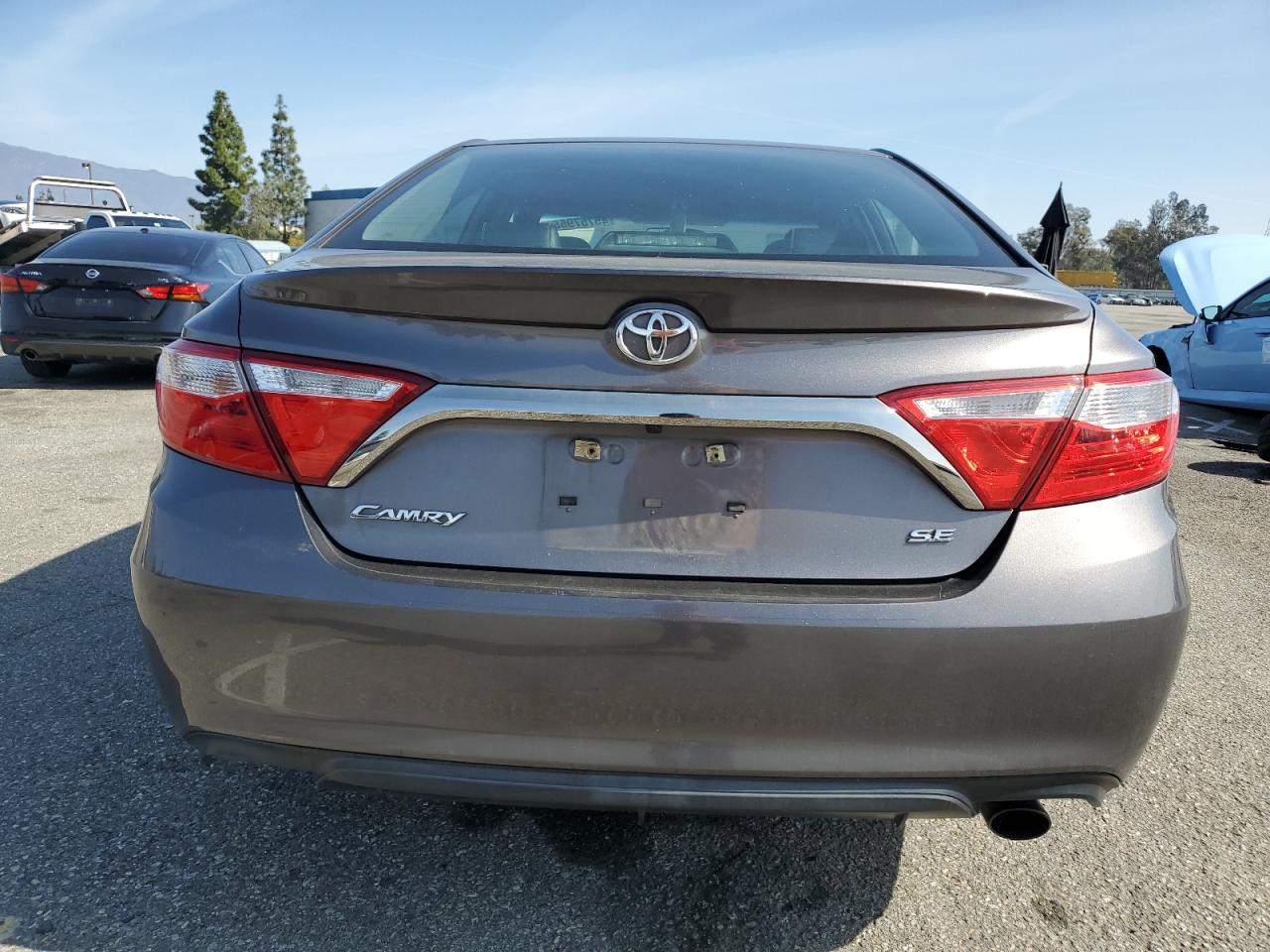 2017 Toyota Camry VIN 4T1BF1FK9HU362799 Copart auction photo, front end / side damage thumbnail 6