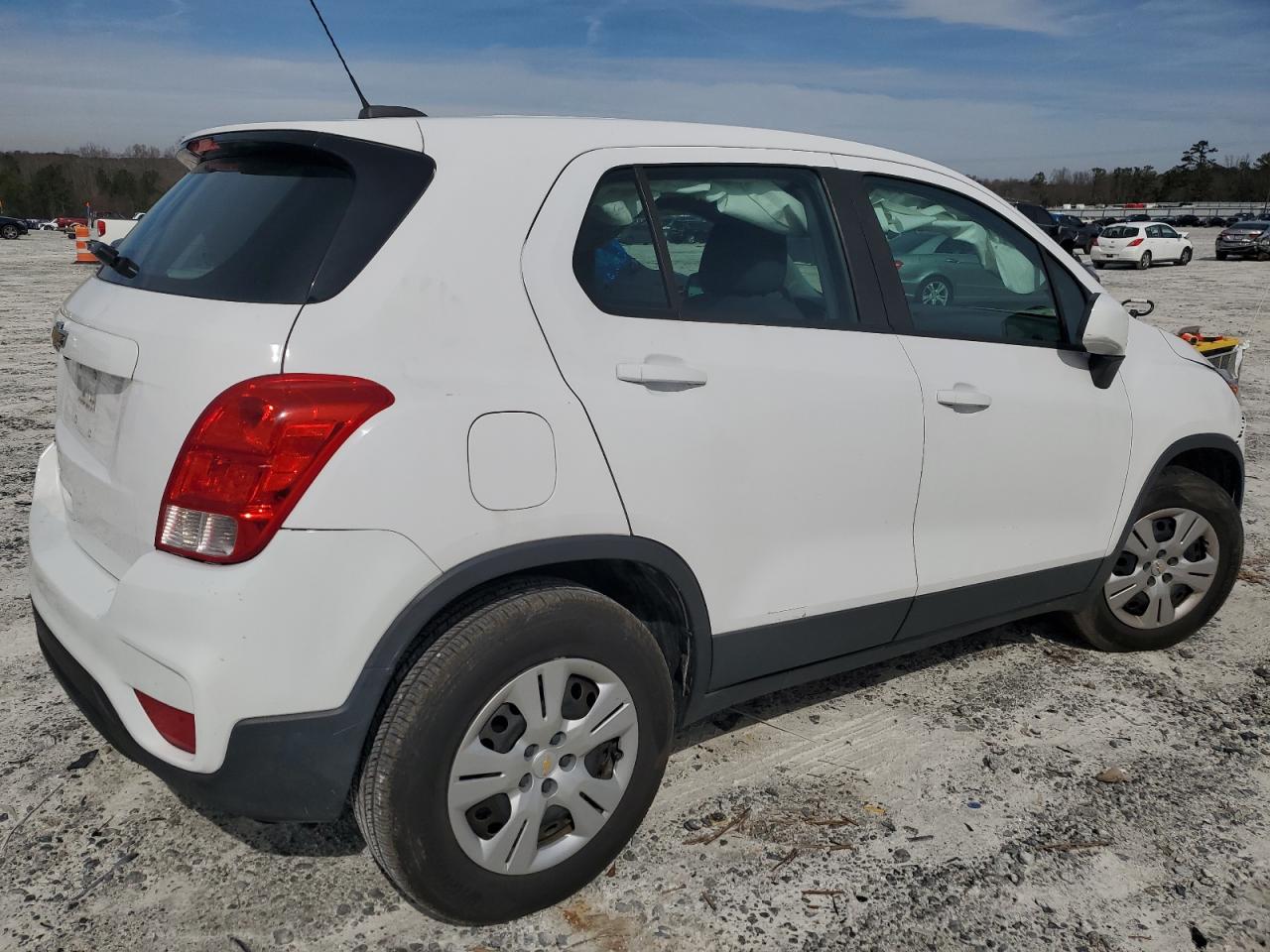 2019 Chevrolet Trax VIN 3GNCJKSB1KL179022 Copart auction photo, front end damage thumbnail 3