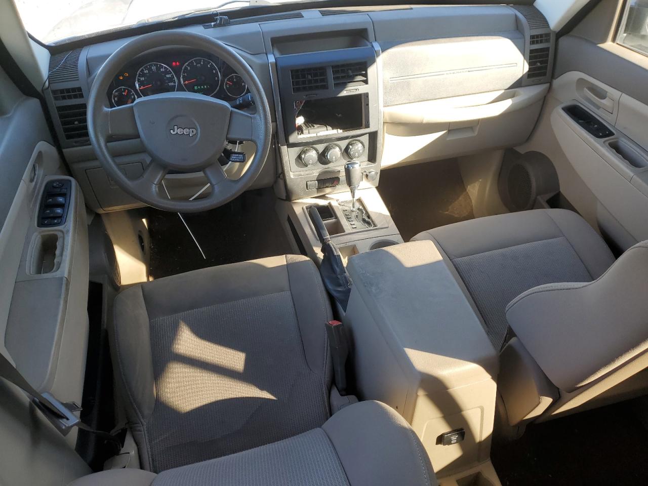 2008 Jeep Liberty (North America) VIN 1J8GP28K18W288561 Copart auction photo, all over damage thumbnail 8