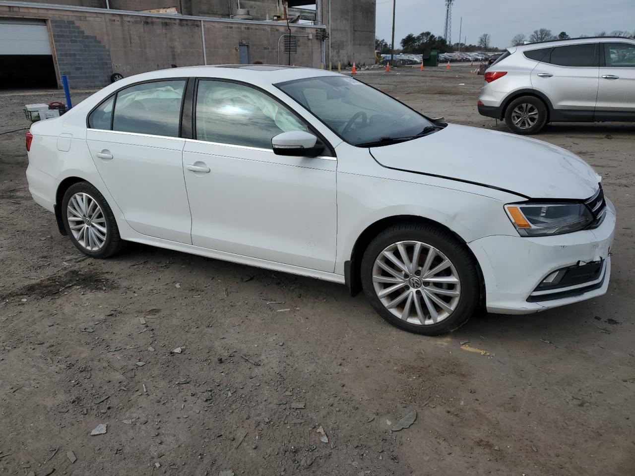 2015 Volkswagen Jetta VIN 3VWD17AJXFM348440 Copart auction photo, front end / minor dent/scratches damage thumbnail 4