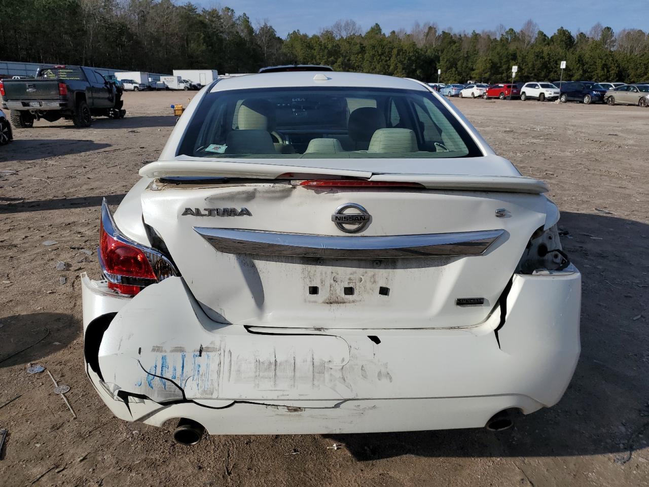 2015 Nissan Altima VIN 1N4AL3AP7FN899045 Copart auction photo, rear end damage thumbnail 6