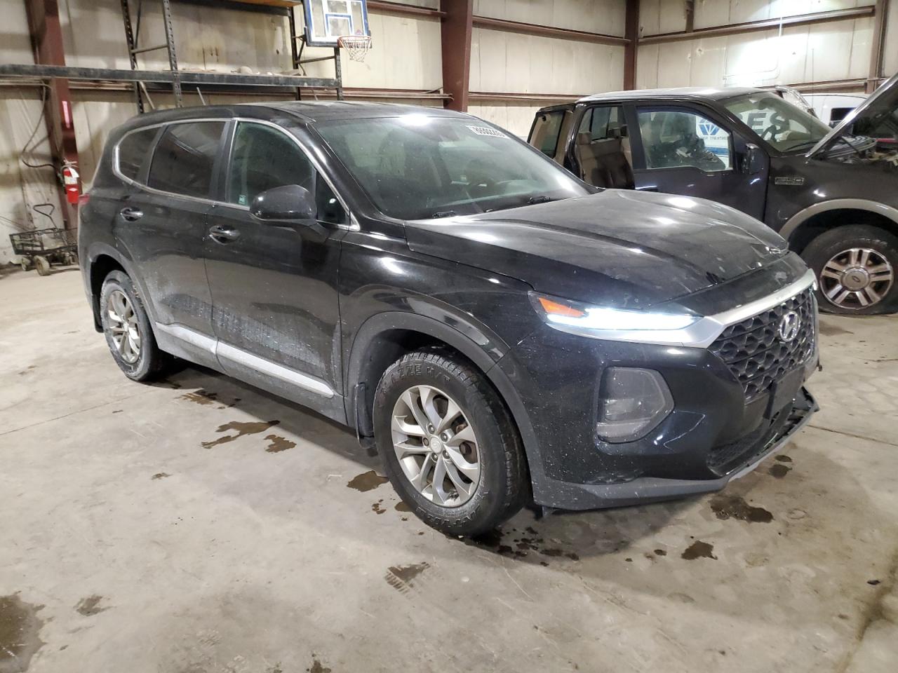 2020 Hyundai Santa Fe VIN 5NMS2CAD3LH285707 Copart auction photo, front end / minor dent/scratches damage thumbnail 4