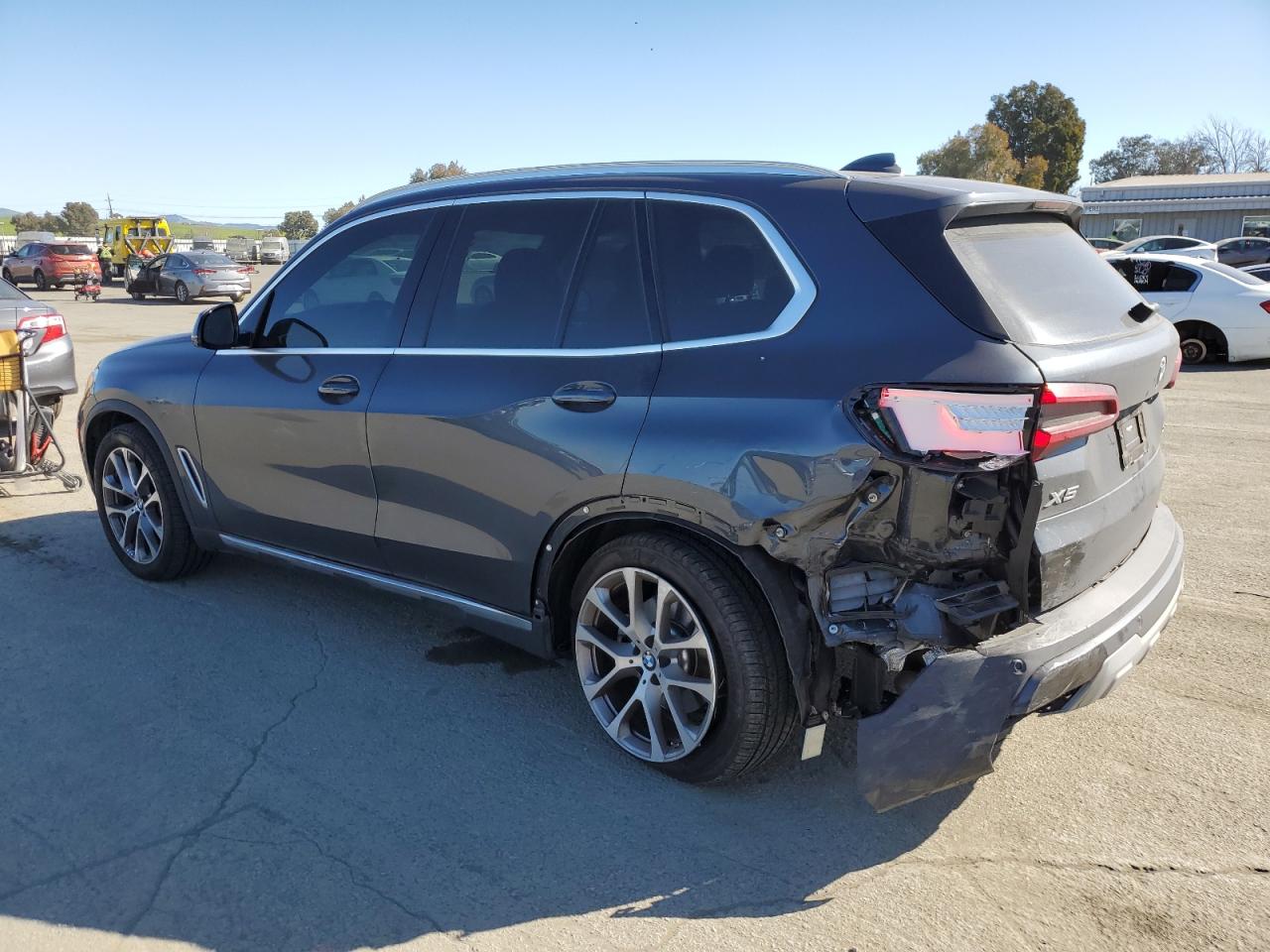 2022 BMW X5 VIN 5UXCR6C00N9K15316 Copart auction photo, rear end damage thumbnail 2
