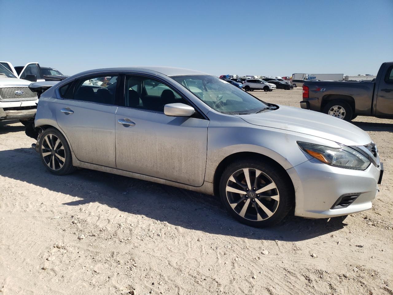2017 Nissan Altima VIN 1N4BL3AP4HC182802 Copart auction photo, rear end damage thumbnail 4