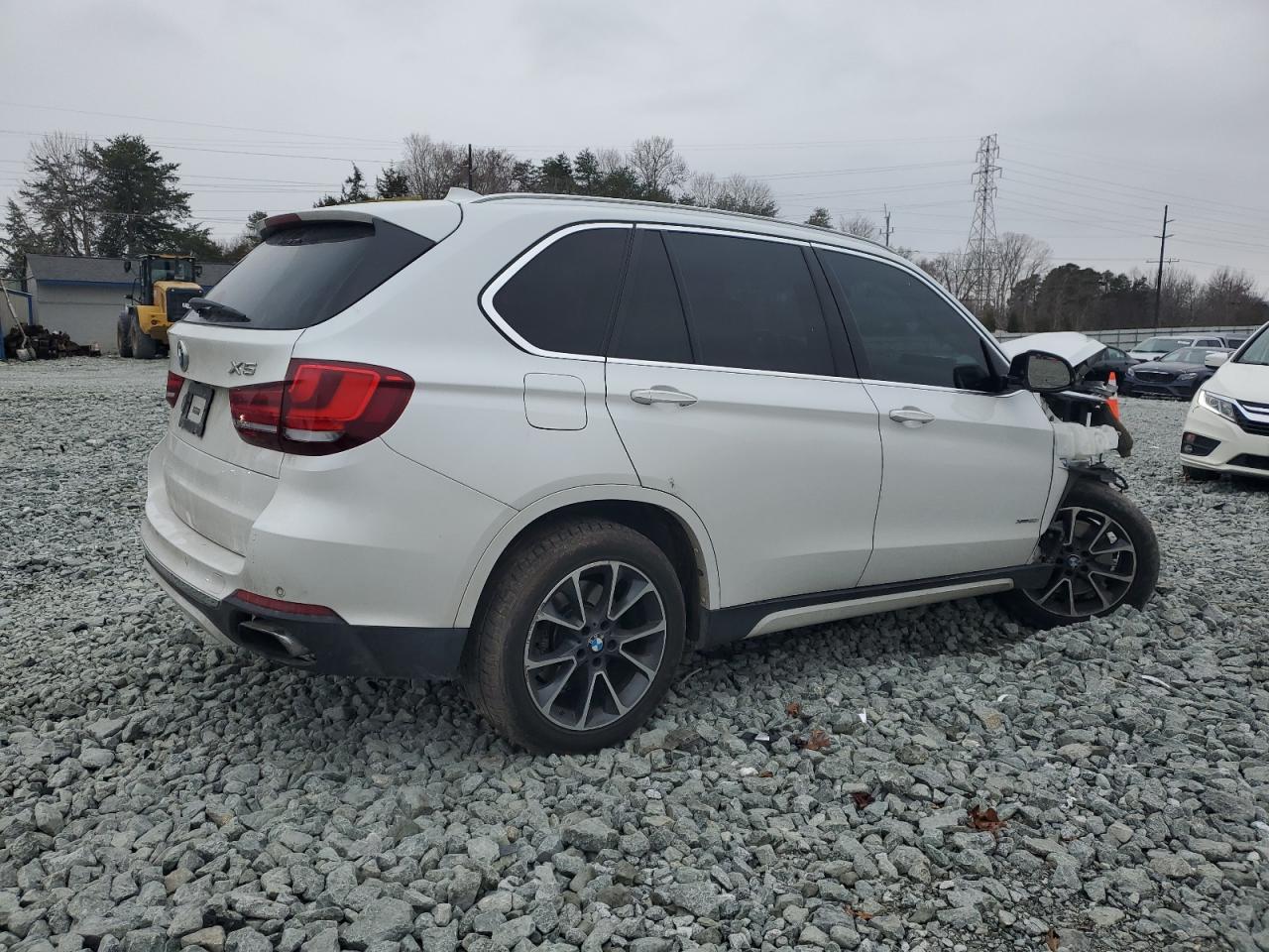 2018 BMW X5 VIN 5UXKR6C54JL069765 Copart auction photo, front end damage thumbnail 3