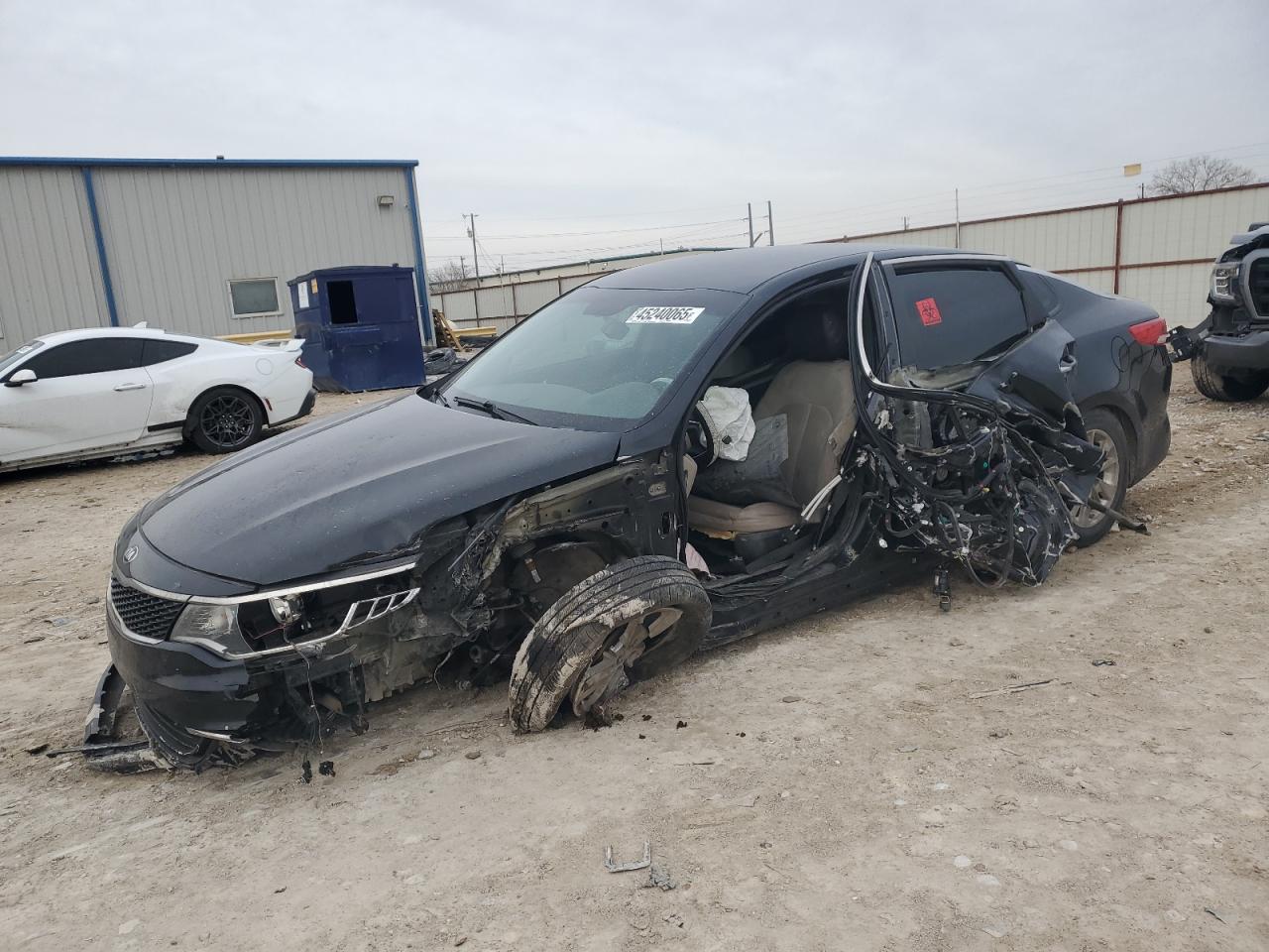 2016 KIA Optima VIN 5XXGT4L34GG054266