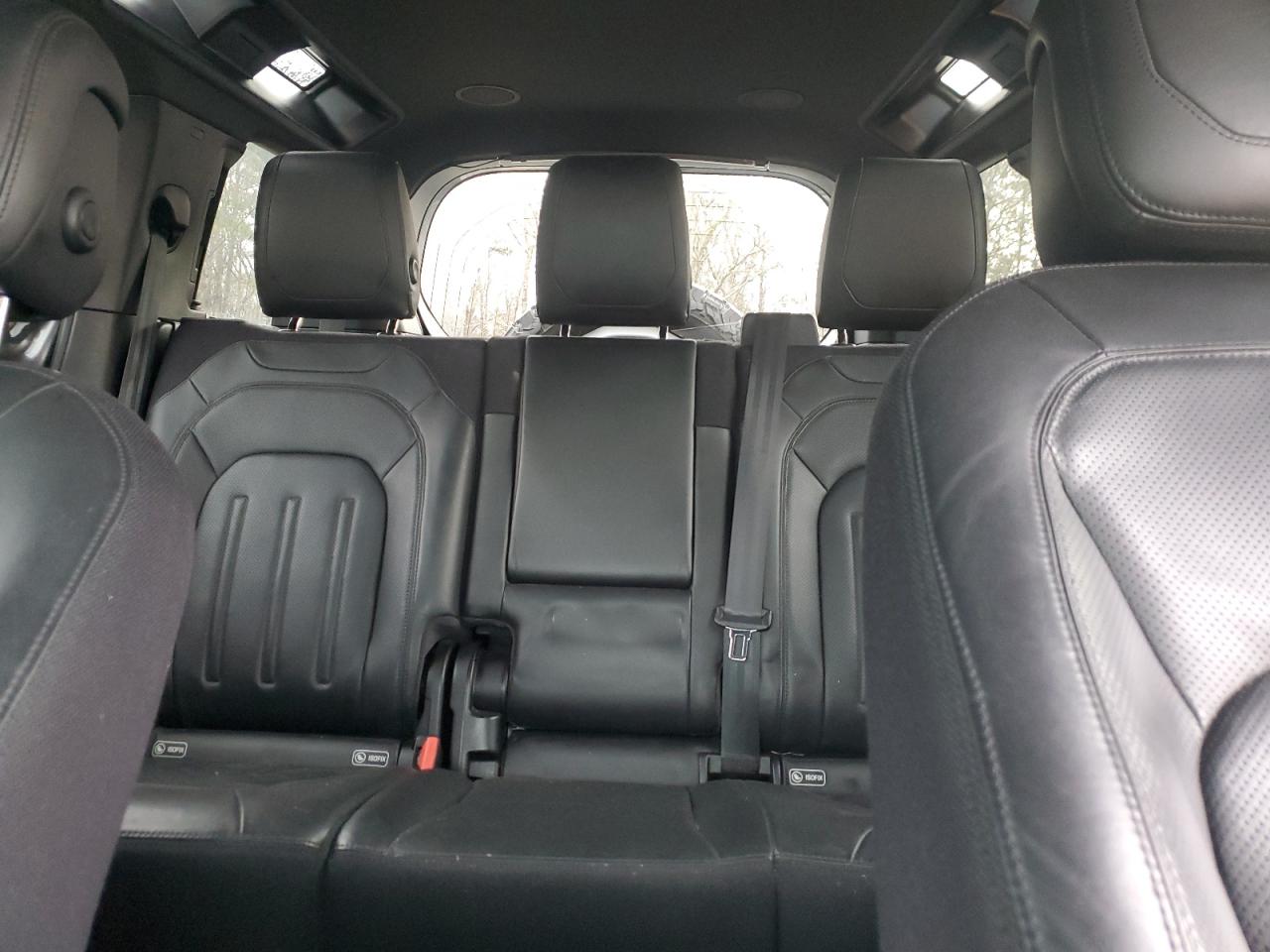 2020 Land Rover Defender VIN SALEXEEU0L2021510 Copart auction photo, front end damage thumbnail 10