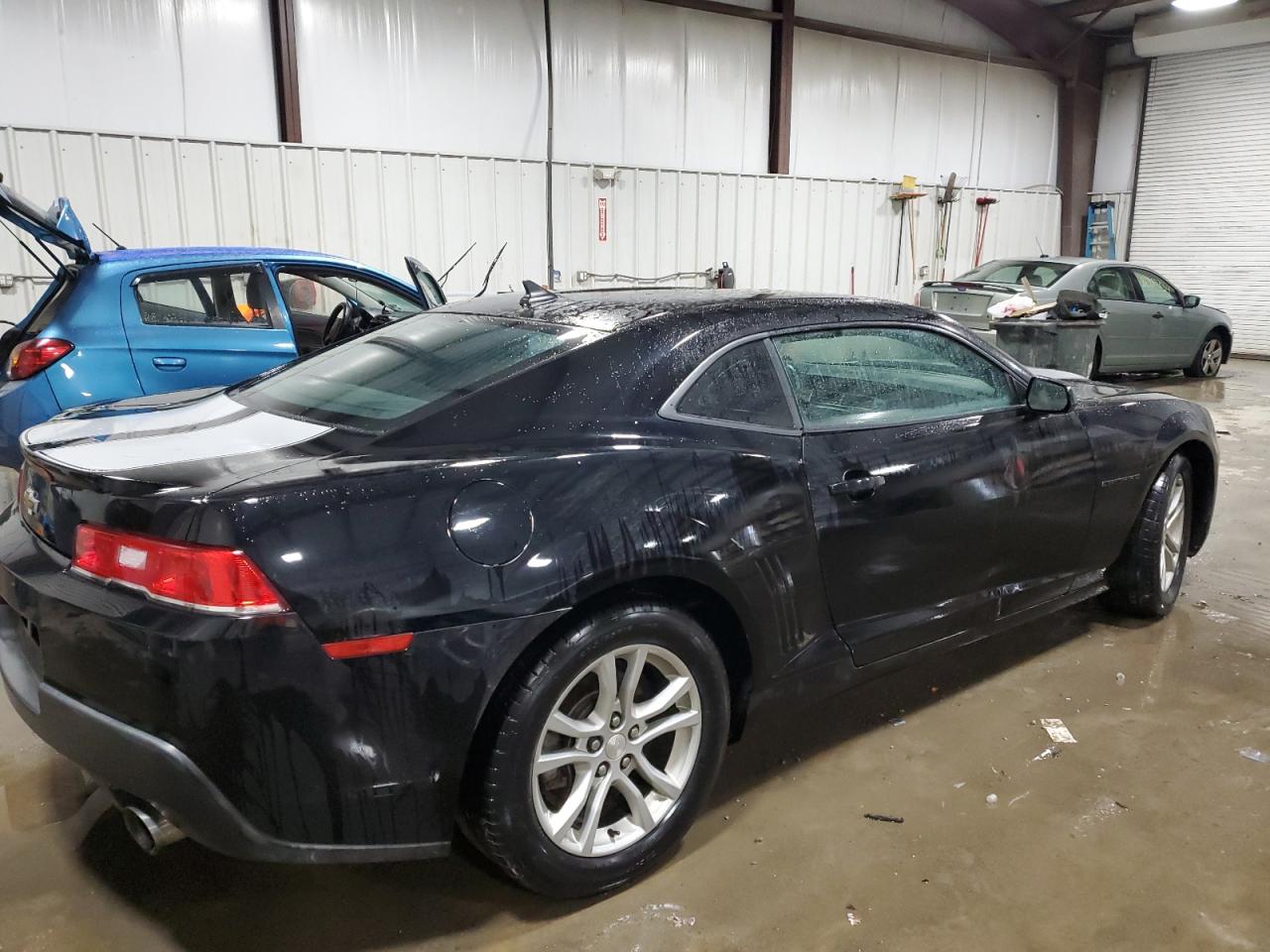 2014 Chevrolet Camaro VIN 2G1FE1E31E9167882 Copart auction photo, minor dent/scratches damage thumbnail 3