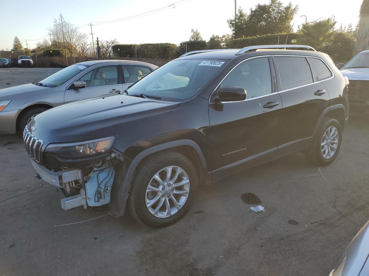 2019 Jeep Grand Cherokee VIN 1C4PJLCB6KD406063