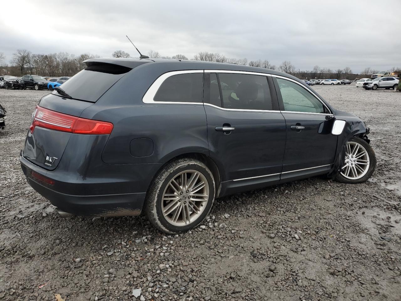 2014 Lincoln MKT VIN 2LMHJ5AT0EBL50918 Copart auction photo, front end damage thumbnail 3