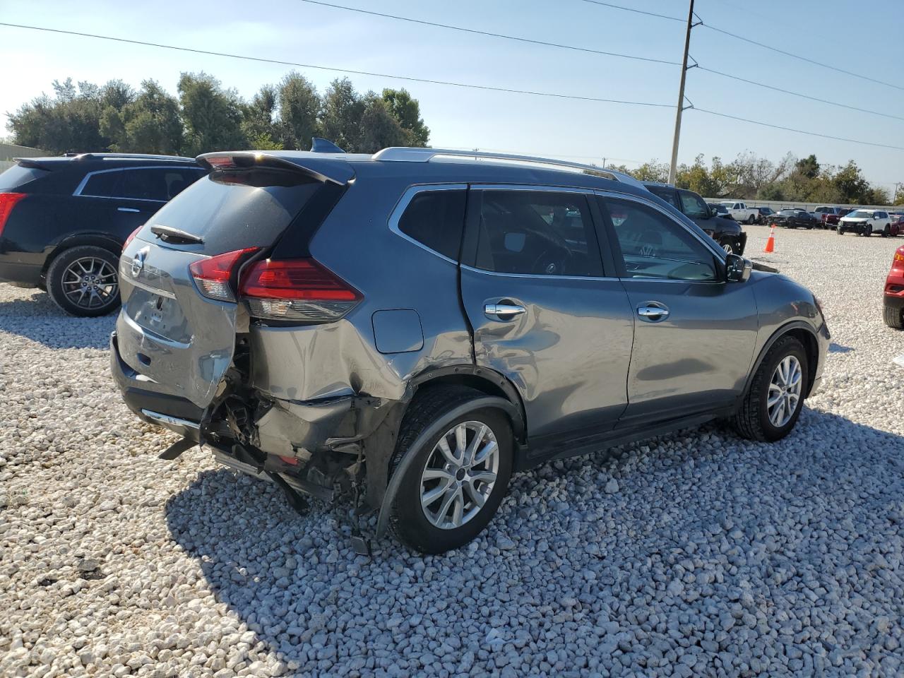 2017 Nissan Rogue VIN JN8AT2MT7HW399725 Copart auction photo, rear end / front end damage thumbnail 3