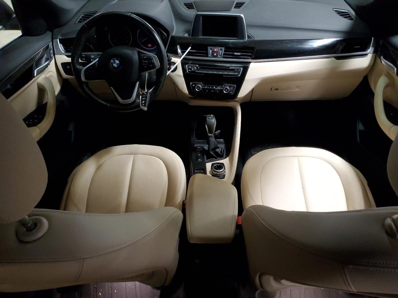 2017 BMW X1 VIN WBXHT3C32H5F81667 Copart auction photo, rear end / minor dent/scratches damage thumbnail 8