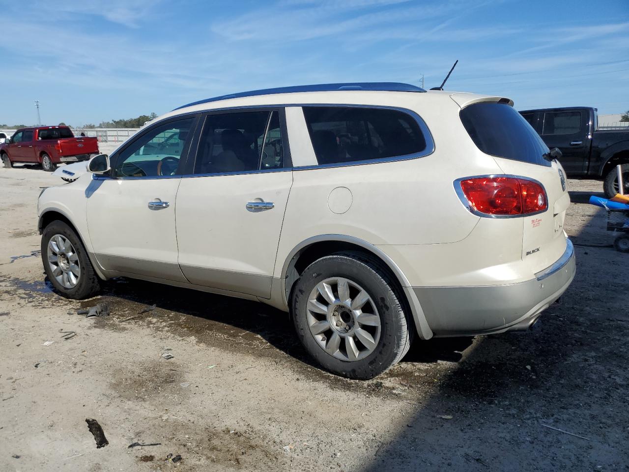 2012 Buick Enclave VIN 5GAKRCED2CJ301512 Copart auction photo, front end damage thumbnail 2
