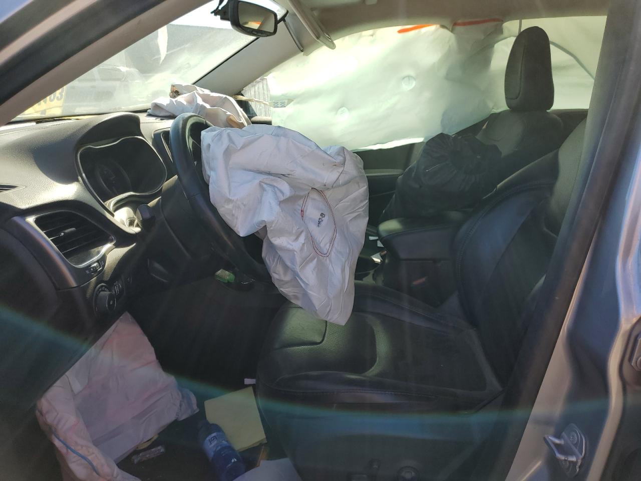 2019 Jeep Grand Cherokee VIN 1C4PJMDX5KD282318 Copart auction photo, front end damage thumbnail 7