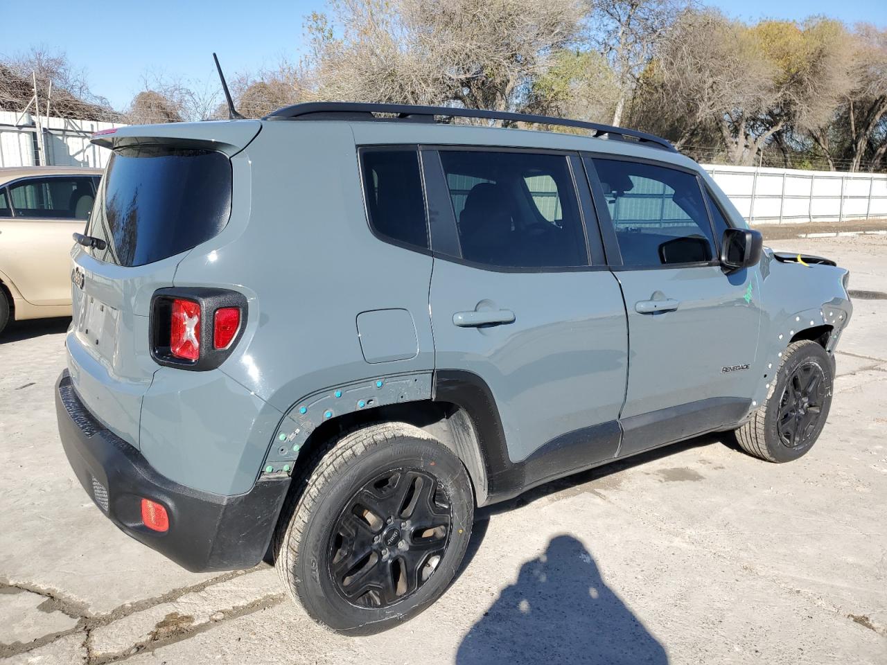 2018 Jeep Renegade VIN ZACCJBAB5JPH49135 Copart auction photo, front end / rear end damage thumbnail 3