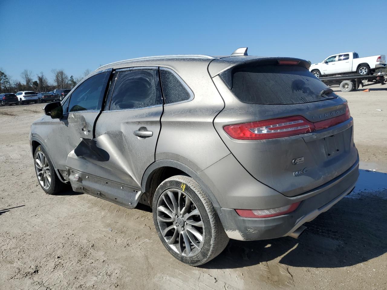 2017 Lincoln MKC VIN 5LMCJ3C95HUL72162 Copart auction photo, side damage thumbnail 2