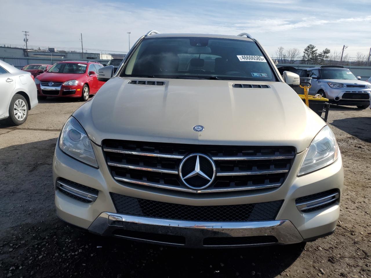 2012 Mercedes-Benz M-klasse VIN 4JGDA2EB4CA081311 Copart auction photo, minor dent/scratches damage thumbnail 5