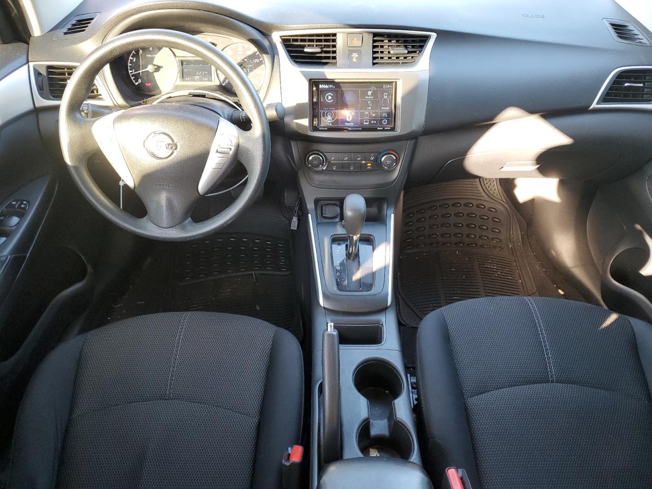 2017 Nissan Sentra VIN 3N1AB7AP3HY238402 Copart auction photo, side / front end damage thumbnail 8
