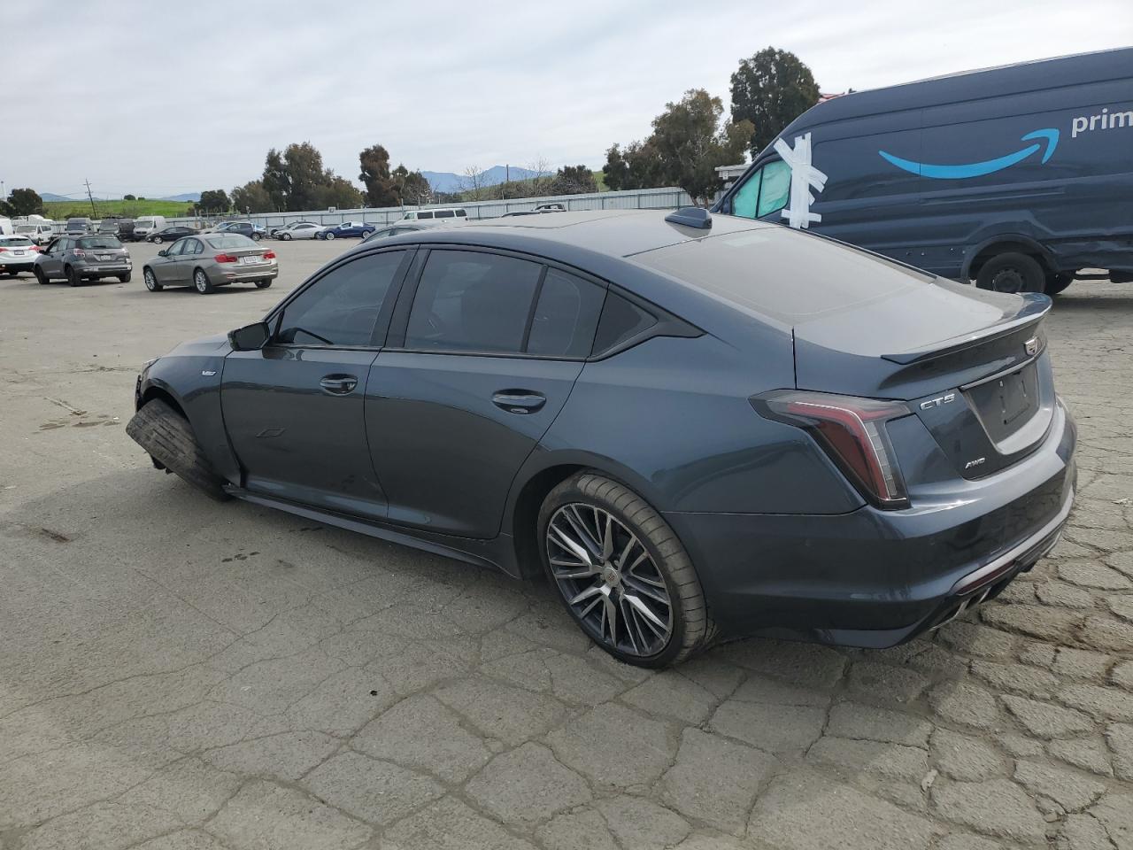 2020 Cadillac CT5 VIN 1G6DV5RW5L0151558 Copart auction photo, front end / rear end damage thumbnail 2