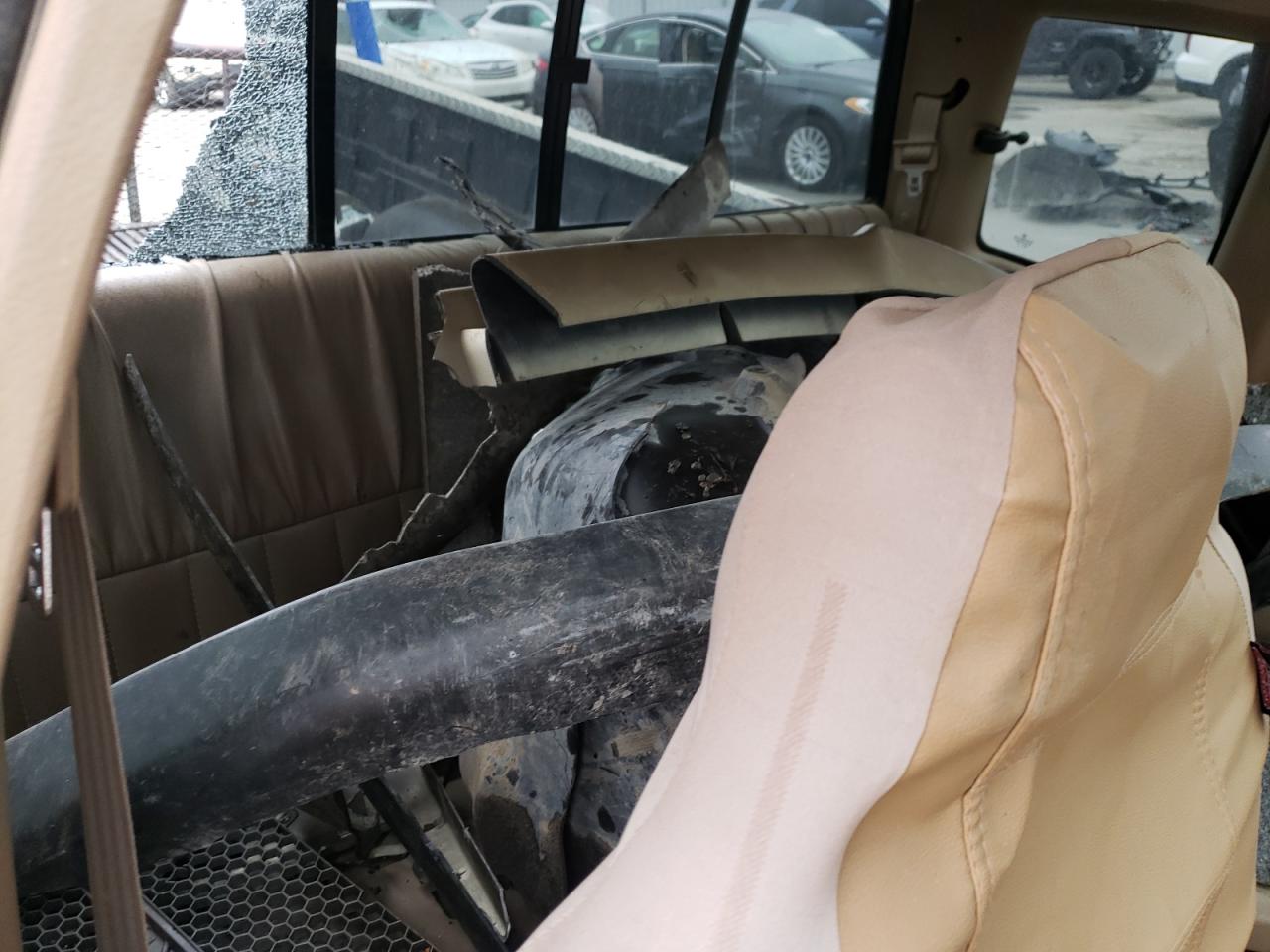 1997 Dodge RAM VIN 3B7HF13Z6VG796046 Copart auction photo, front end / rollover damage thumbnail 10