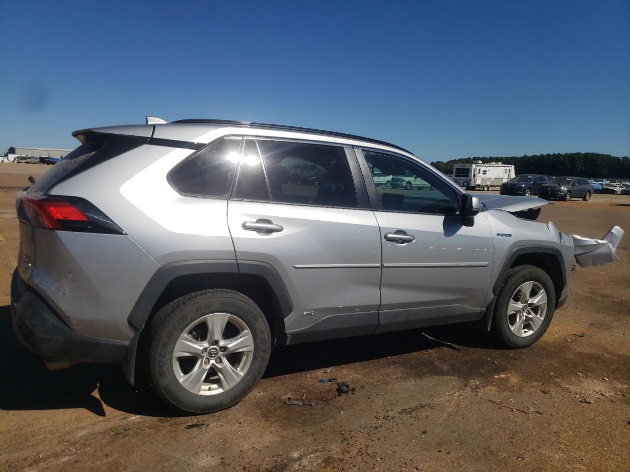 2020 Toyota RAV 4 VIN 2T3RWRFV1LW056817 Copart auction photo, front end damage thumbnail 3