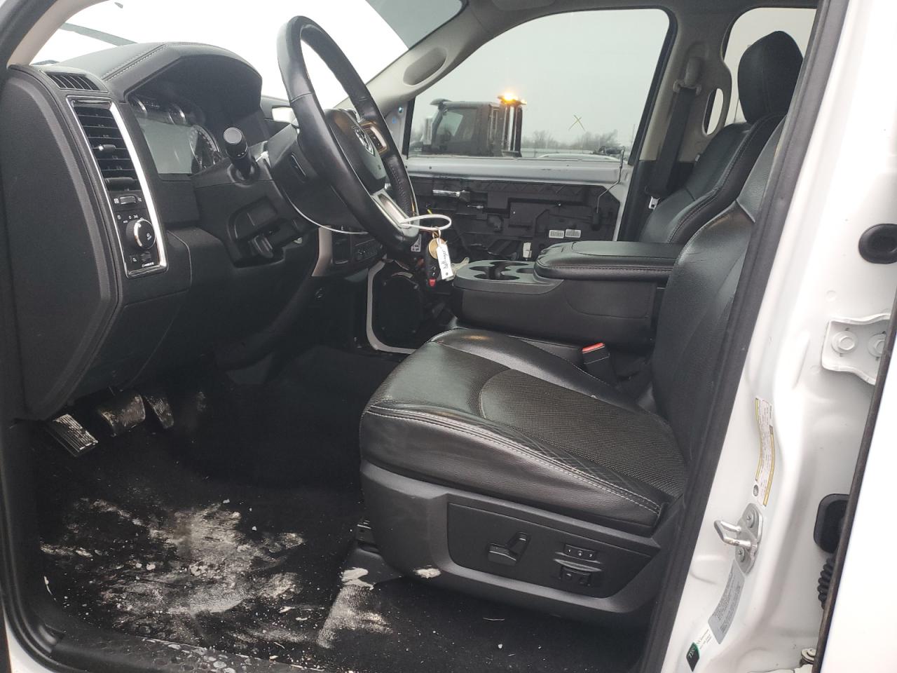 2016 RAM 2500 VIN 3C6UR5FL2GG391350 Copart auction photo, front end damage thumbnail 7
