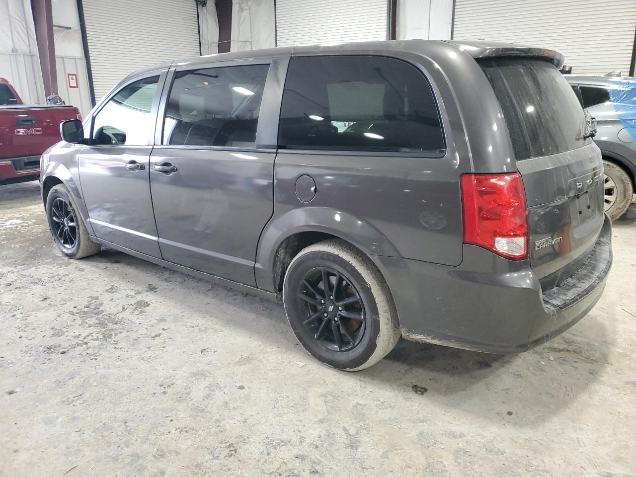 2019 Dodge Caravan VIN 2C4RDGCG5KR723185 Copart auction photo, side damage thumbnail 2