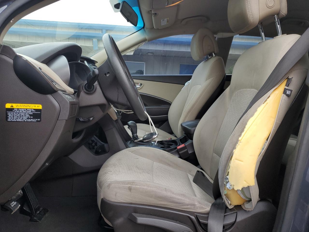 2018 Hyundai Santa Fe VIN 5NMZT3LB2JH082098 Copart auction photo, side / minor dent/scratches damage thumbnail 7