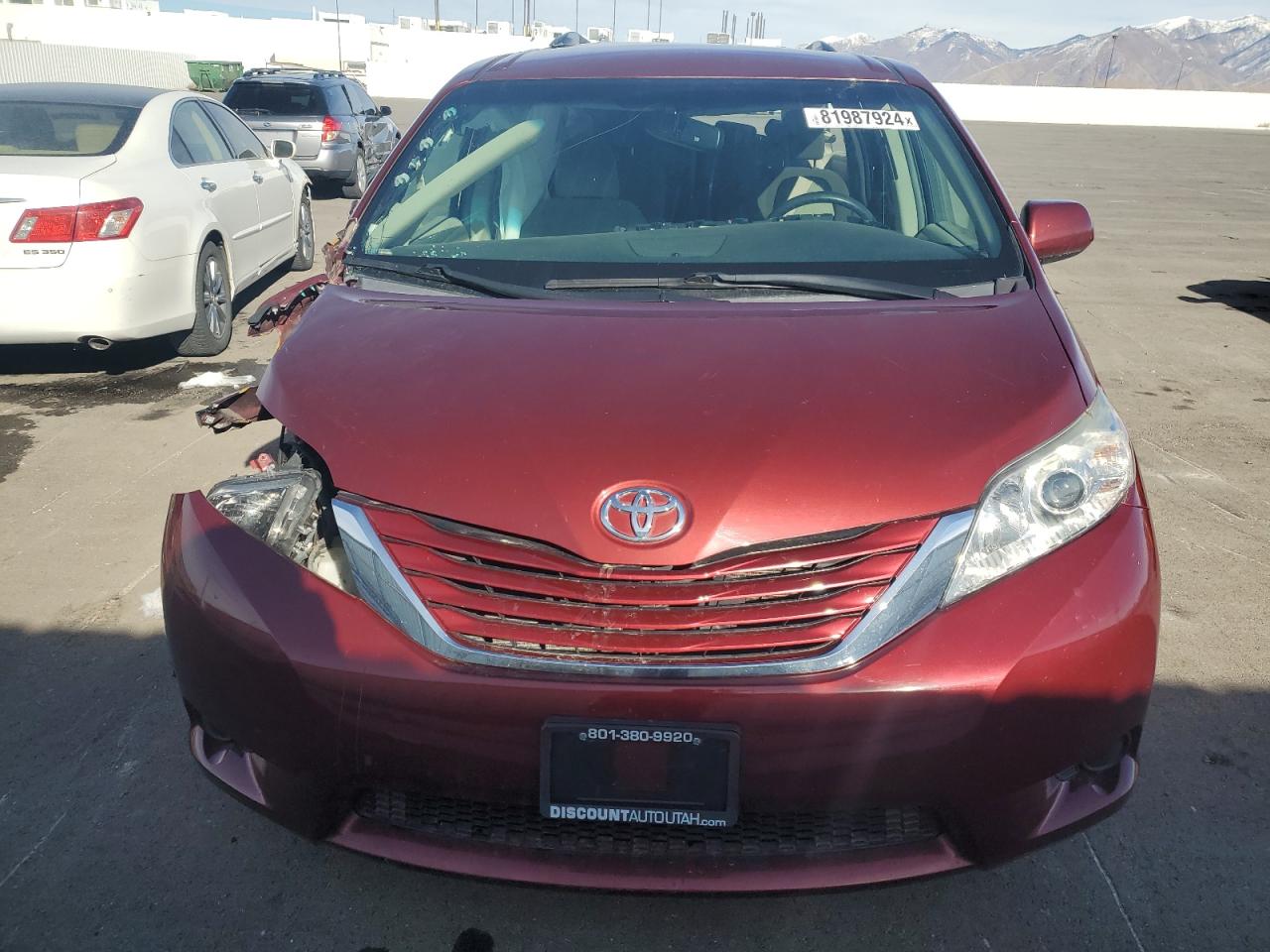 2017 Toyota Sienna VIN 5TDKZ3DC2HS861662 Copart auction photo, all over damage thumbnail 5