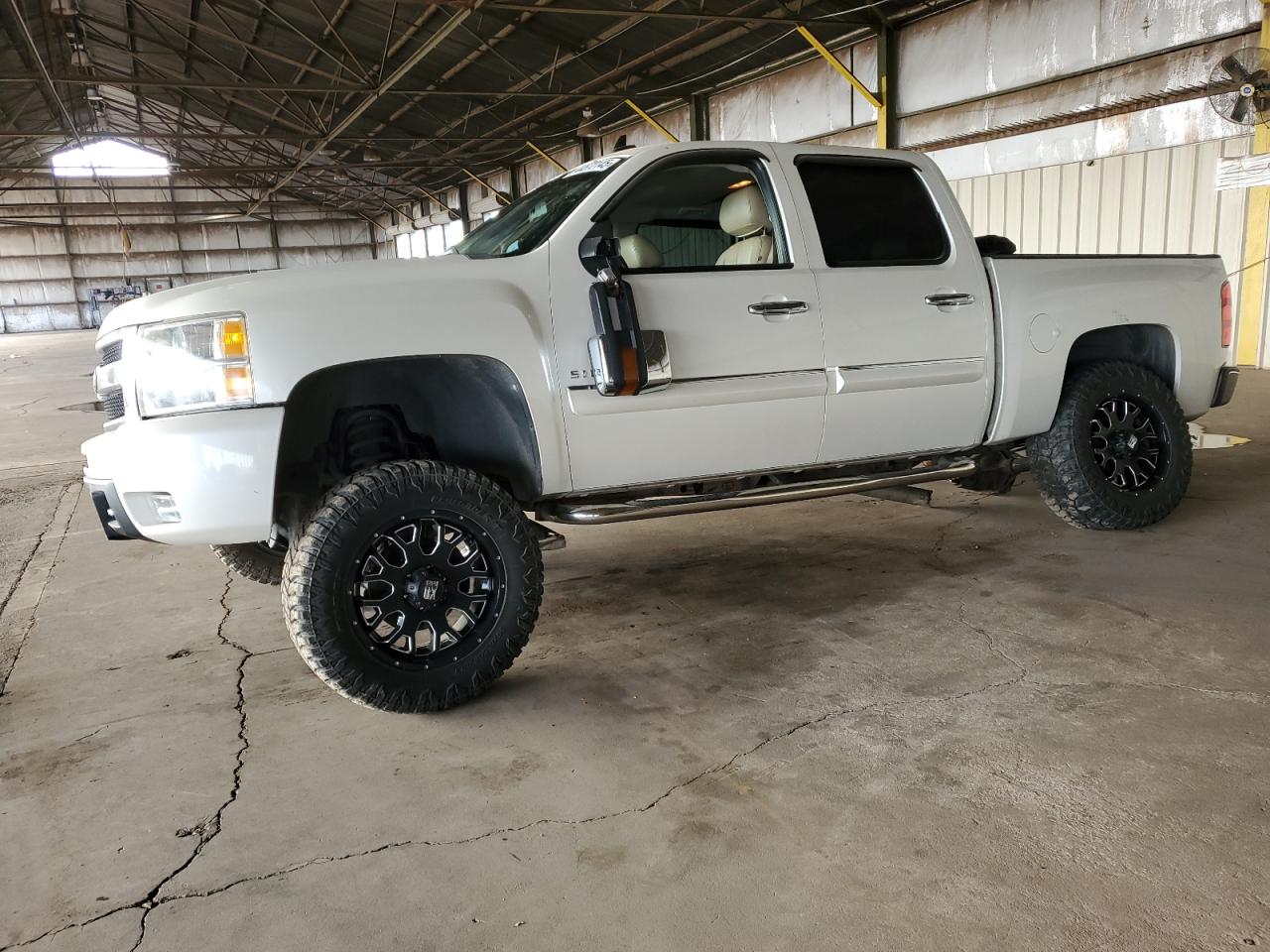 2011 Chevrolet Silverado VIN 3GCPKTE3XBG220225