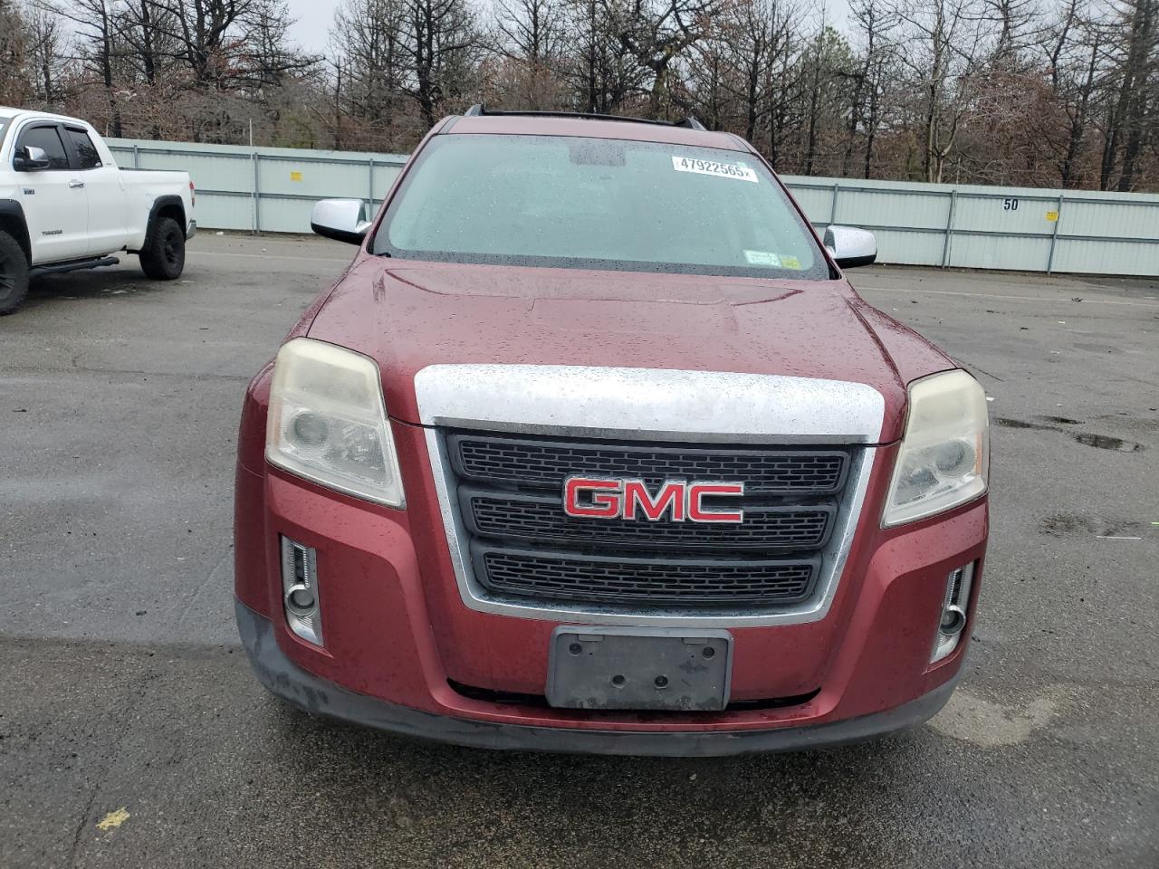 2012 GMC Terrain VIN 2GKFLTE51C6318801 Copart auction photo, undercarriage / minor dent/scratches damage thumbnail 5
