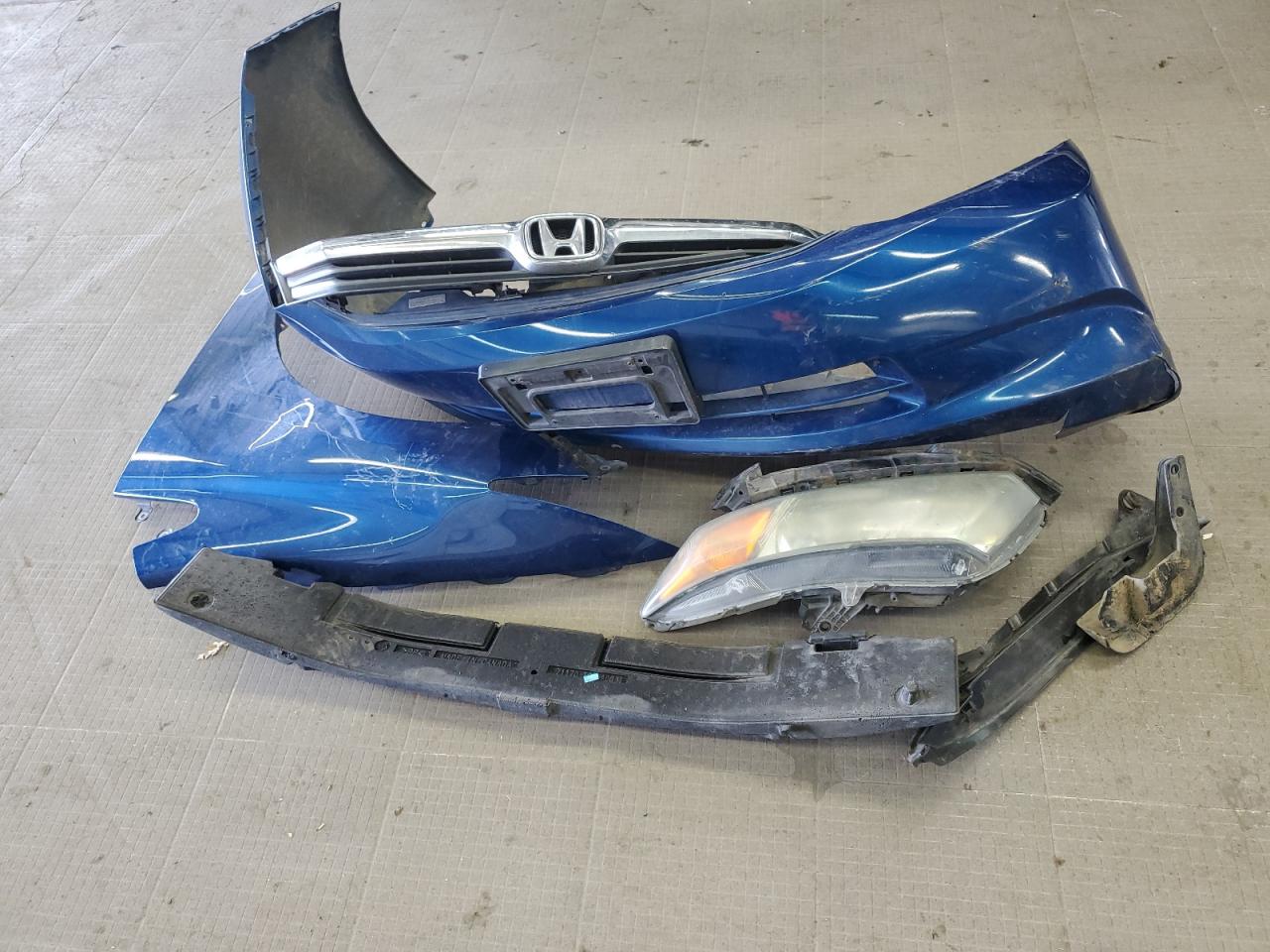 2012 Honda Civic VIN 2HGFB2F52CH502691 Copart auction photo, front end / side damage thumbnail 12