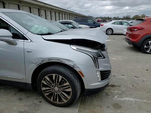2017 Cadillac XT5 VIN 1GYKNCRS7HZ127457 Copart auction photo, front end / minor dent/scratches damage thumbnail 12