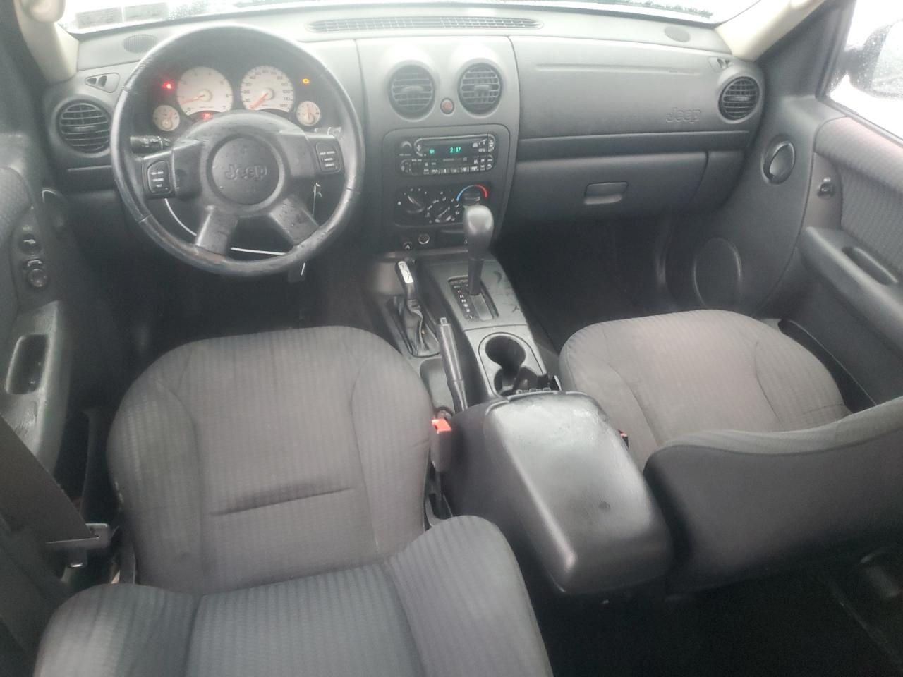2002 Jeep Liberty (North America) VIN 1J8GL48K92W229529 Copart auction photo, front end / minor dent/scratches damage thumbnail 8