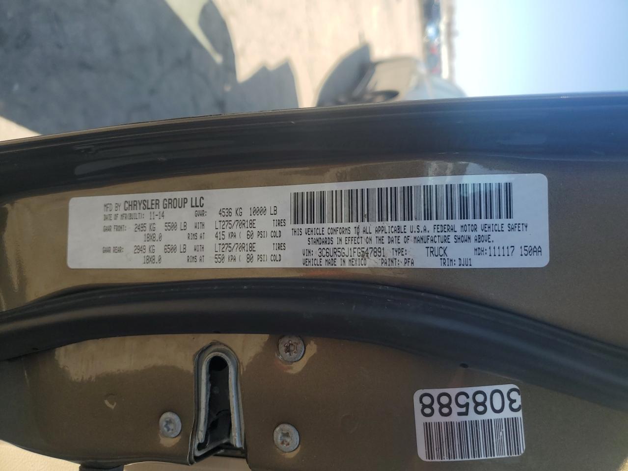 2015 RAM 2500 VIN 3C6UR5GJ1FG547891 Copart auction photo, front end / side damage thumbnail 12