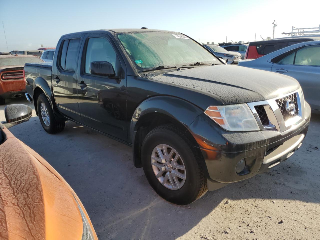 2017 Nissan Navara (Frontier) VIN 1N6DD0ER9HN773722 Copart auction photo, water/flood damage thumbnail 4