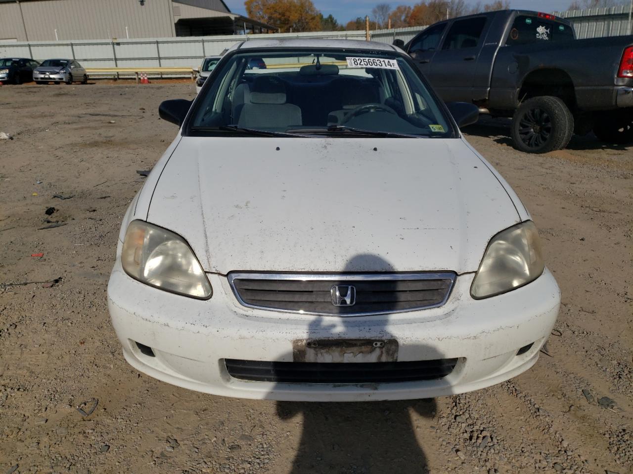 2000 Honda Civic VIN 2HGEJ6623YH530745 Copart auction photo, all over damage thumbnail 5