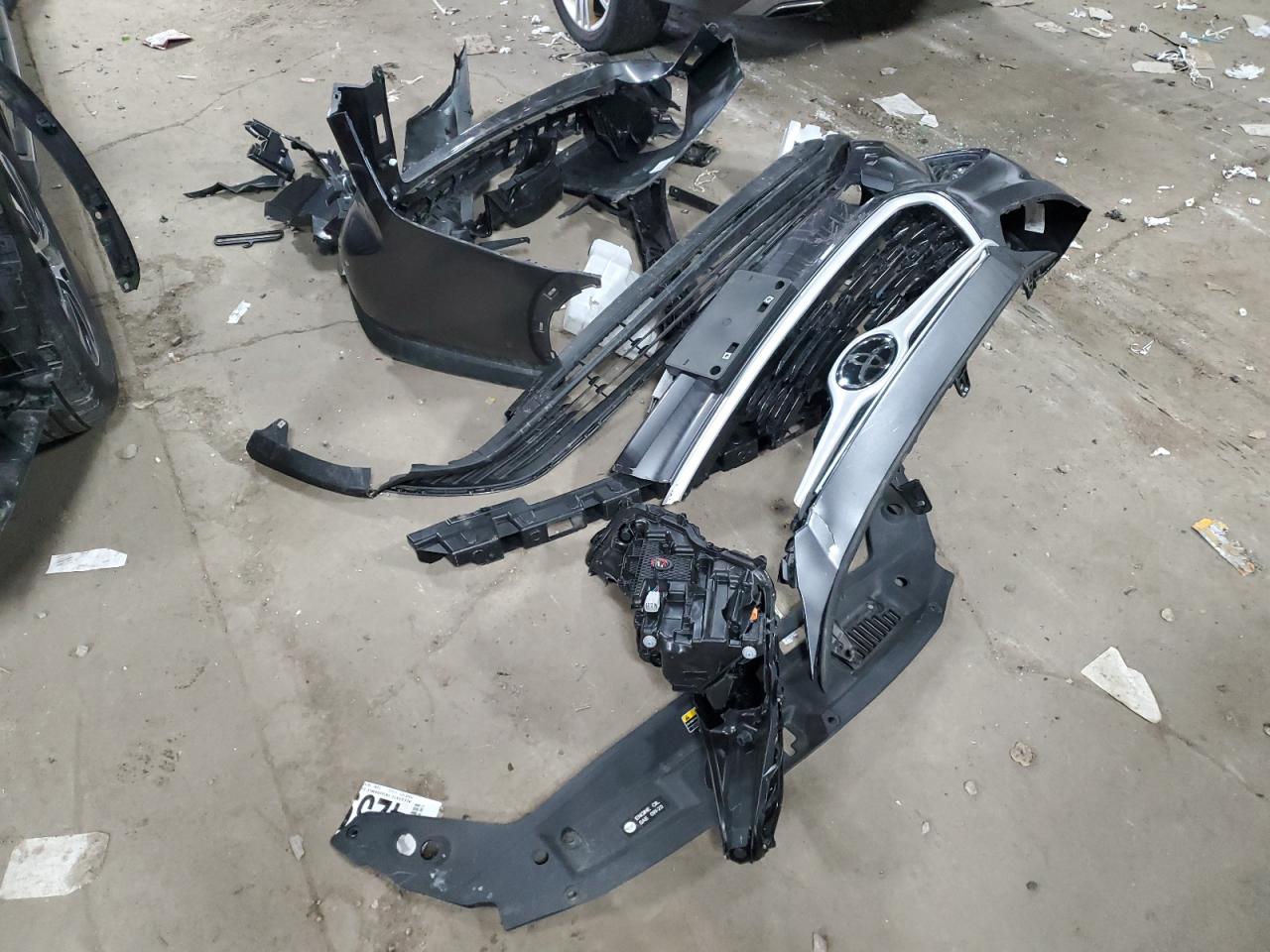 2024 Toyota Highlander VIN 5TDKDRBH0RS529088 Copart auction photo, front end / rear end damage thumbnail 13