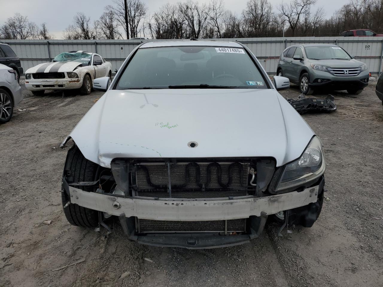 2014 Mercedes-Benz C-klasse VIN WDDGF8AB5ER308110 Copart auction photo, front end / minor dent/scratches damage thumbnail 5