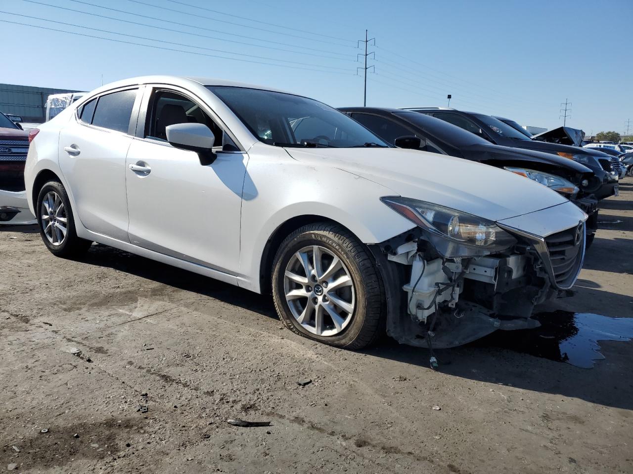 2015 Mazda 3 VIN 3MZBM1V77FM229867 Copart auction photo, front end / side damage thumbnail 4